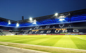 Innenansicht der Schauinsland-Fußball-Arena